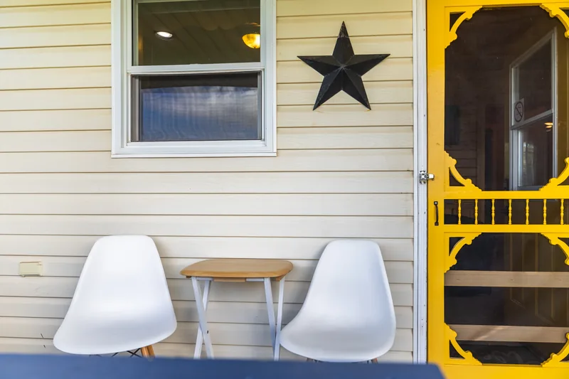Deck seating