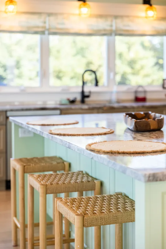 Kitchen island detail