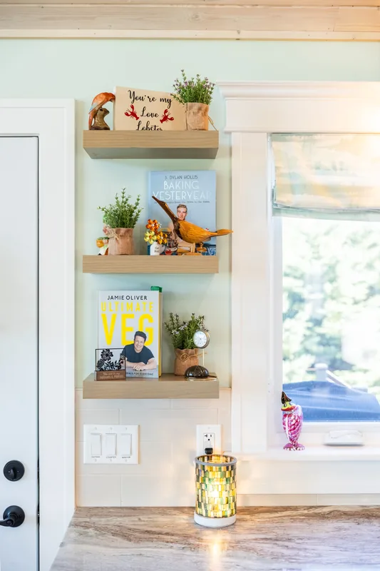Open shelving and entry area