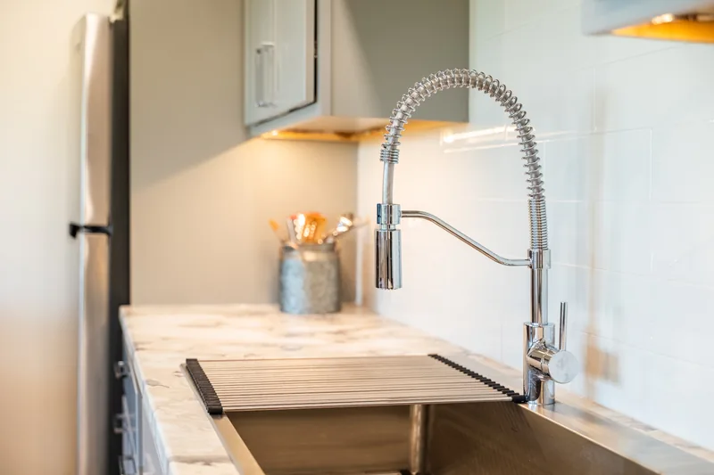 Kitchen sink