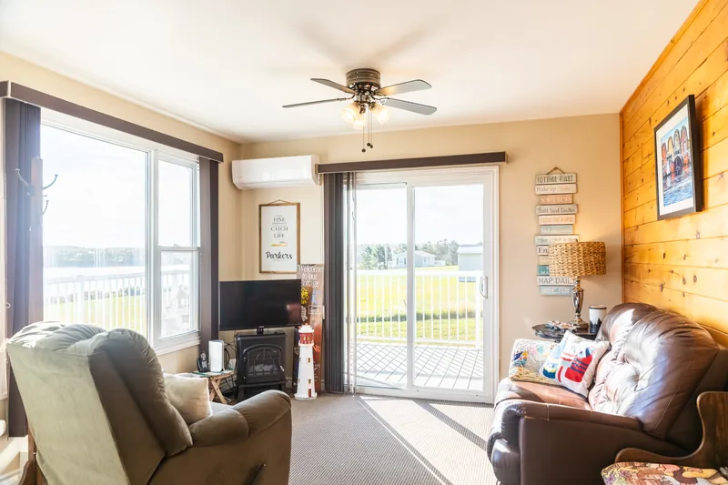 Living-room seating and waterfront window